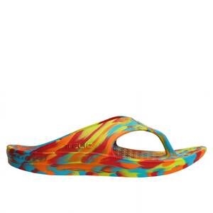NEW TELIC women's energy flip flop in melted crayon